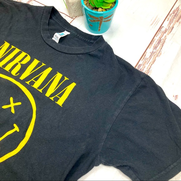 NIRVANA Graphic T-Shirt Hot Topic Black & Yellow Short Sleeve Sz Small - Picture 3 of 6